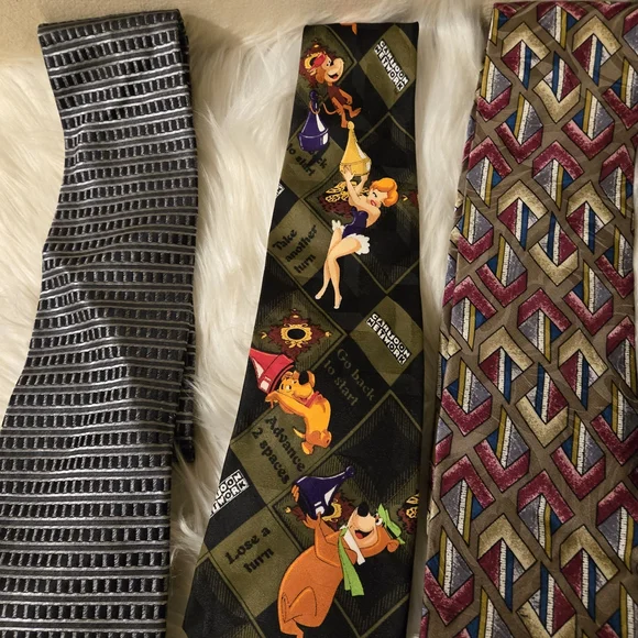 Assorted Multi-colored Ties Collection - Picture 4 of 11